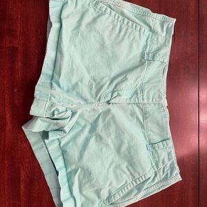 Vineyard Vines Women's Aqua Cargo Shorts